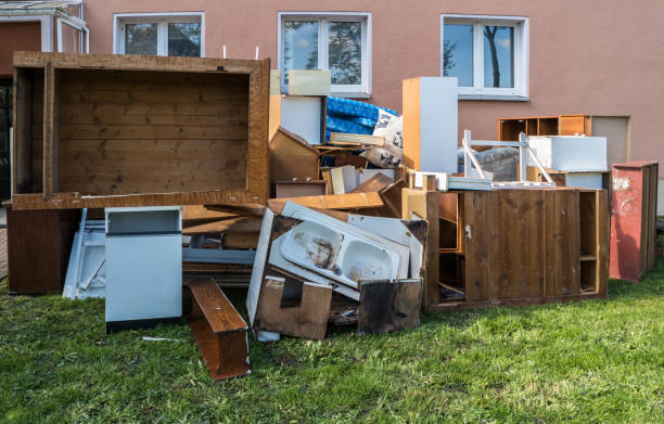 Best Same-Day Junk Removal  in Loma Ri, CA