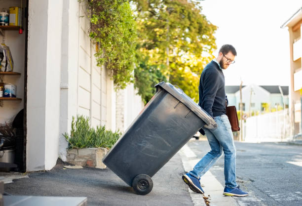 Best Estate Cleanout Services  in Loma Ri, CA
