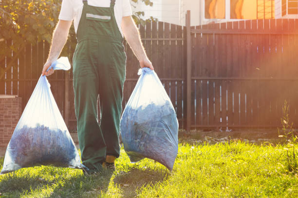 Best Yard Cleanup Services  in Loma Ri, CA