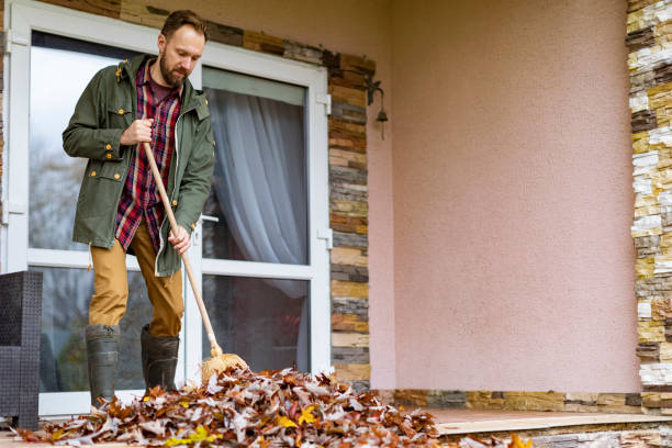 Best Commercial Cleanout Services  in Loma Ri, CA